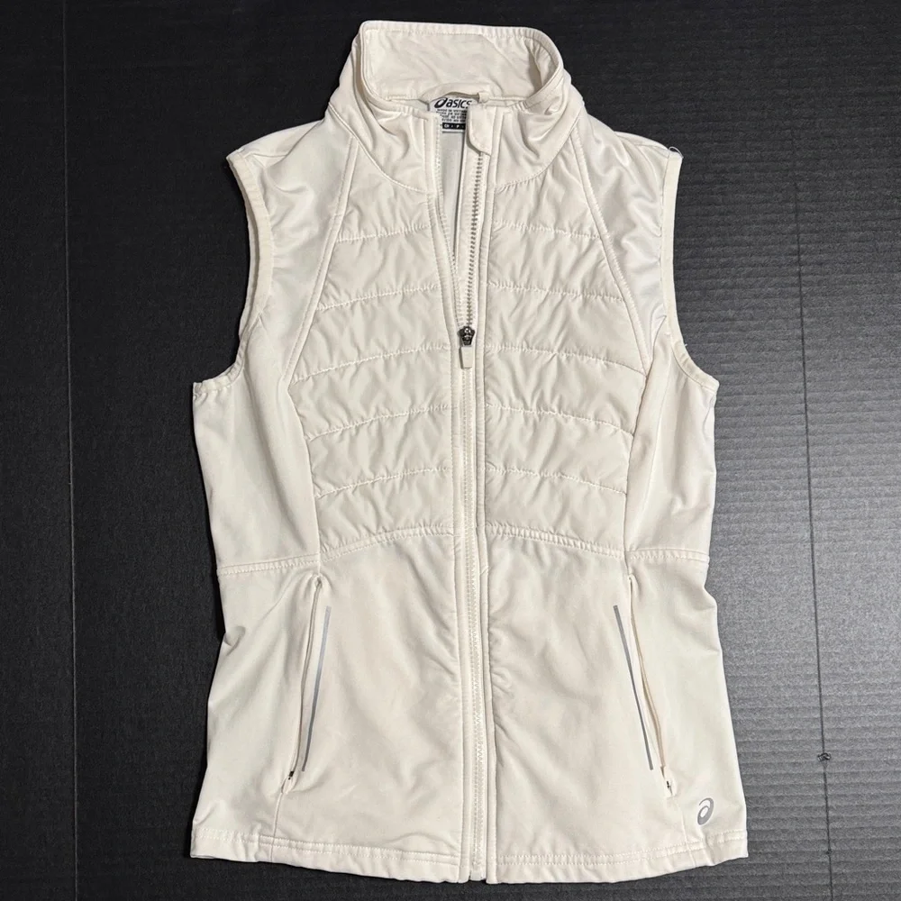 ASICS Women's Off-White Quilted Vest